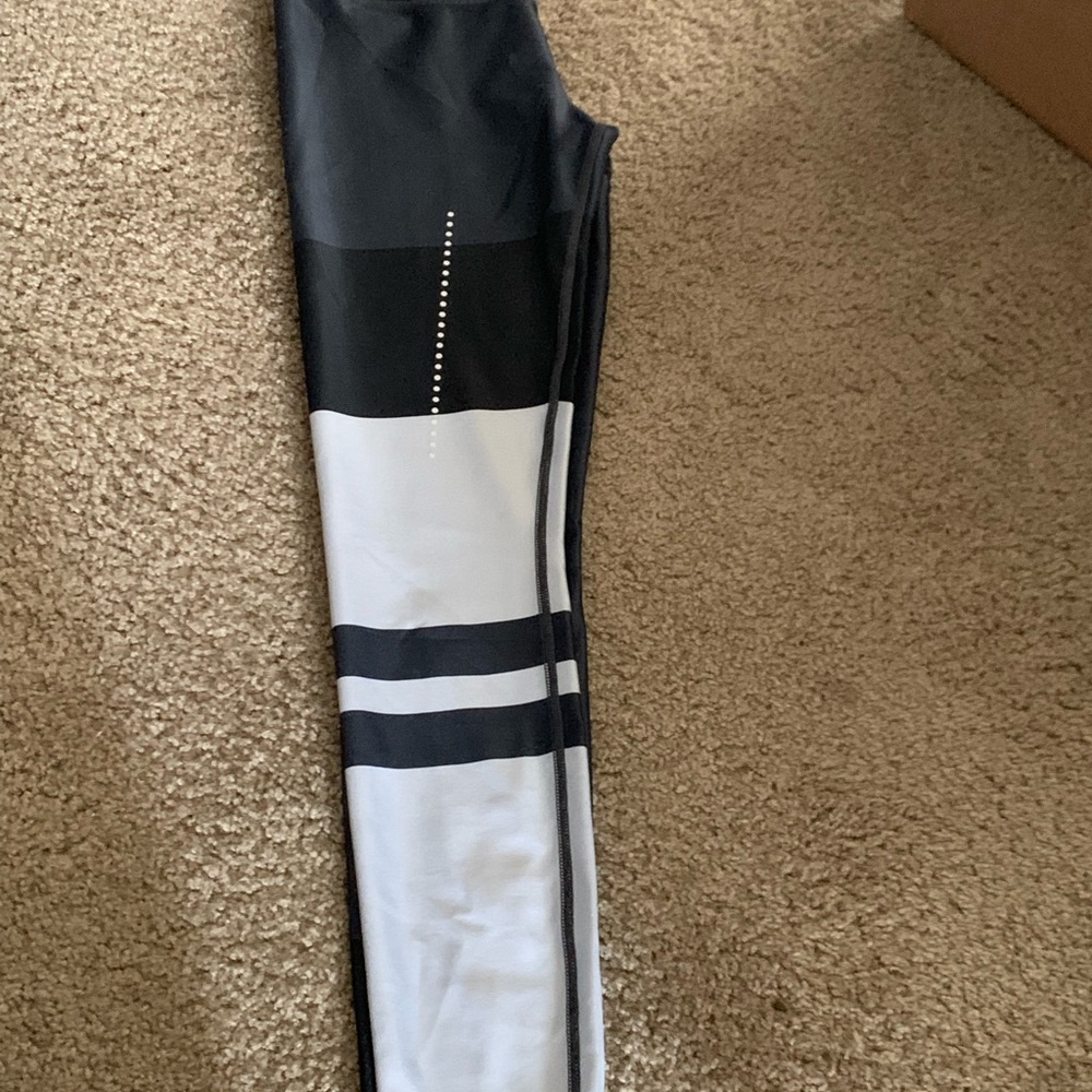 Alo leggings size M